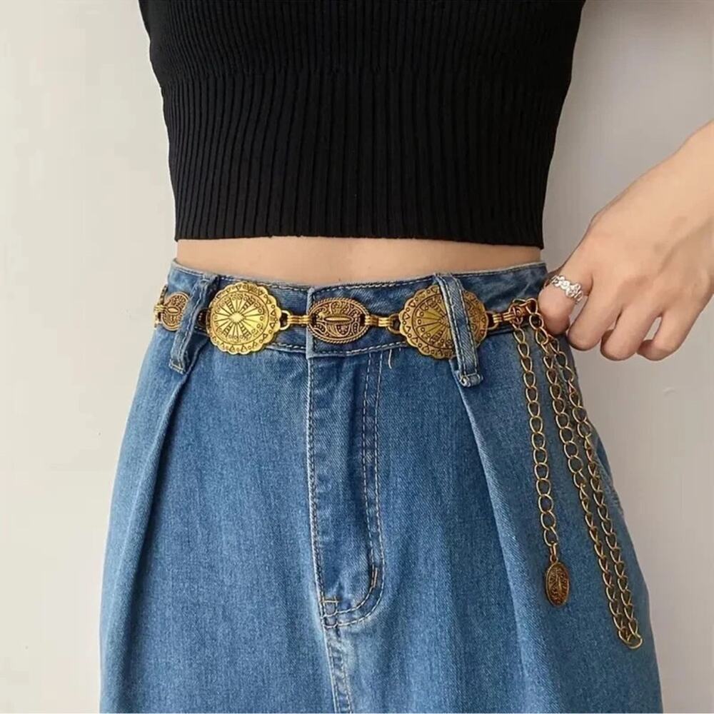 Bohemian Gold Tone Medallion Chain Belt - Picture 4 of 13